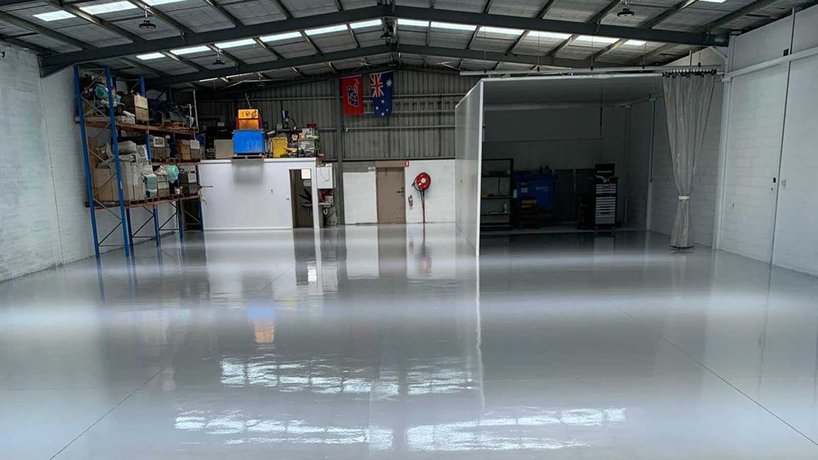 car-workshop-epoxy-flooring